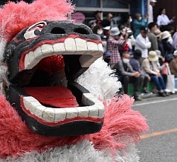第51回牛深ハイヤ祭り　獅子舞